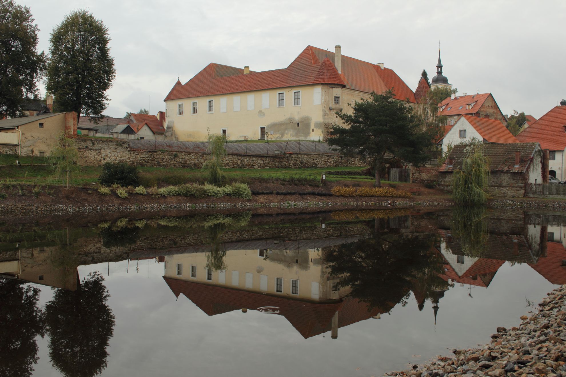 Louňovice pod Blaníkem